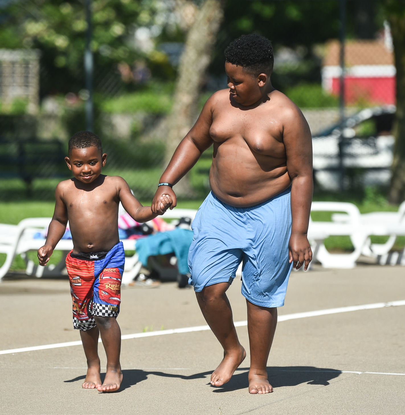 060619-mda-nws-poolopen-040a.jpg